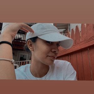 Meet your Posher, Sabrina